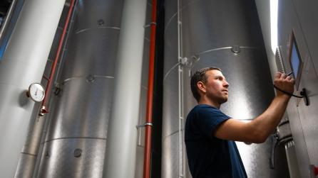 Power für den BäreTower