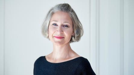 Andrea Iff, Miteigentümerin